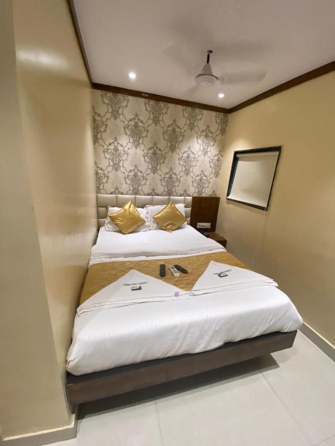 Garden Creek Residency - Near To Mumbai International Airport Hotel Ngoại thất bức ảnh