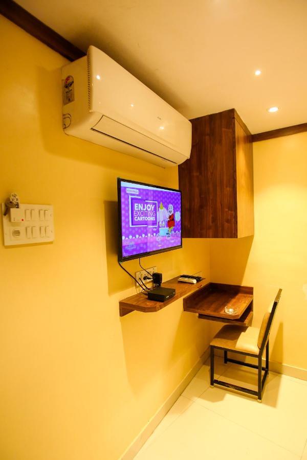Garden Creek Residency - Near To Mumbai International Airport Hotel Ngoại thất bức ảnh