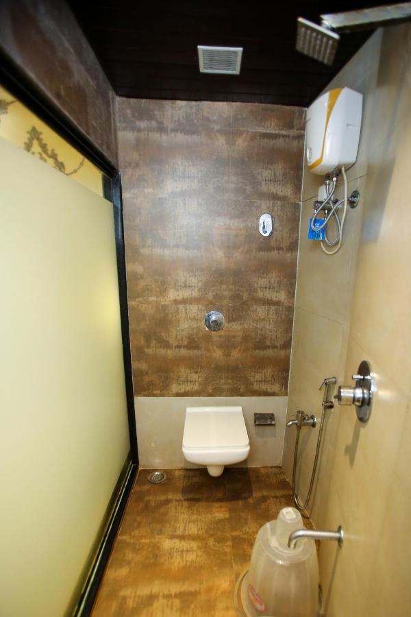 Garden Creek Residency - Near To Mumbai International Airport Hotel Ngoại thất bức ảnh